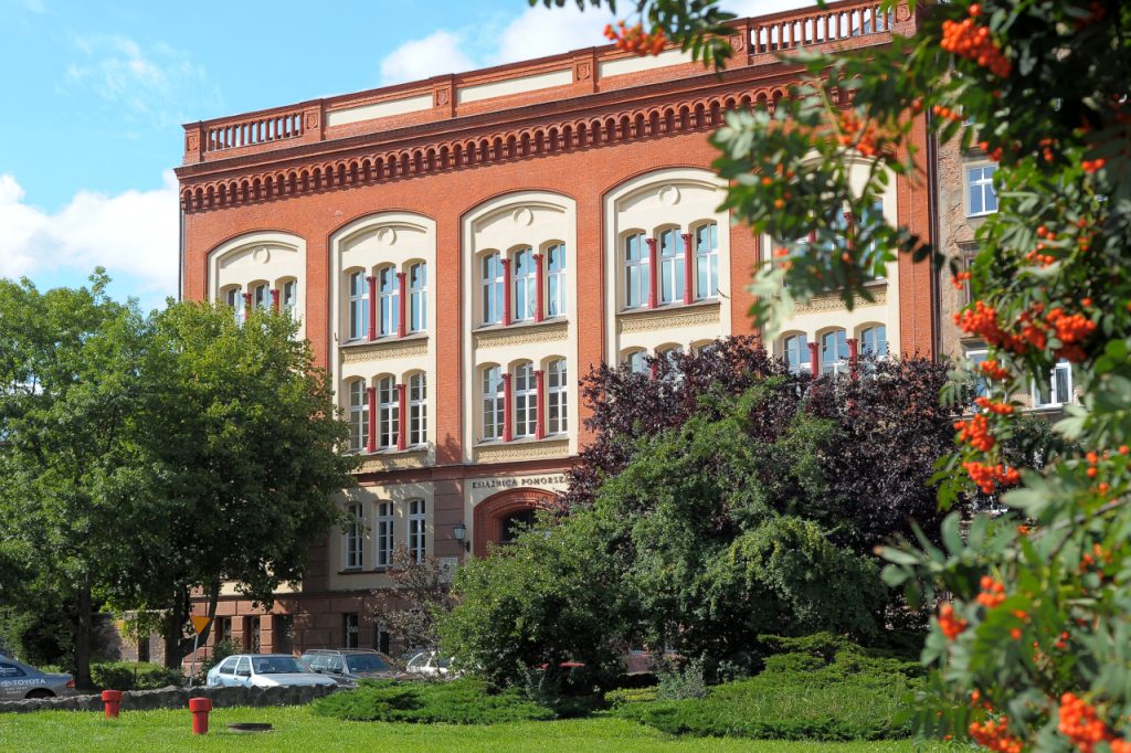 Wakacyjne godziny otwarcia Książnicy Pomorskiej